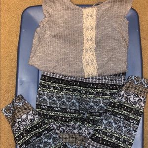 Knit works girls size M!